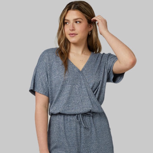 32 Degrees Women’s Romper - Picture 2 of 7